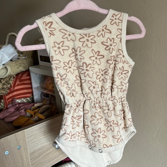 Rylee + Cru romper - Picture 6 of 9